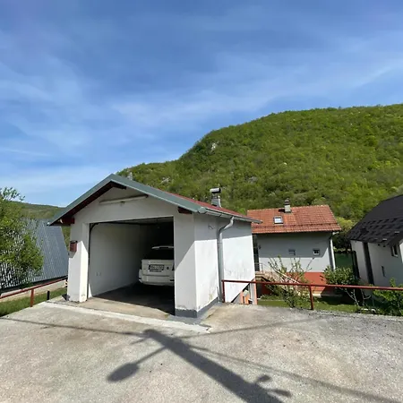 069 Riverside Vikendica - Banja Luka